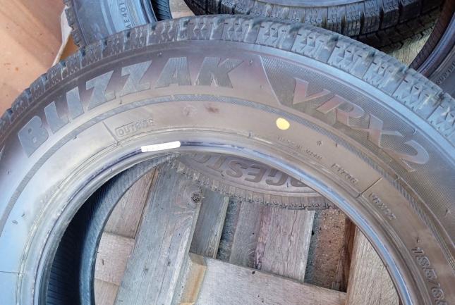 Bridgestone Blizzak VRX2 185/65 R15
