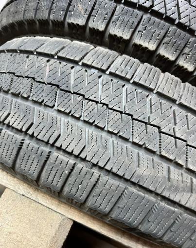 Bridgestone Blizzak VRX2 195/65 R15