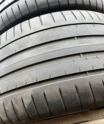 Pirelli P Zero PZ4 275/35 R20