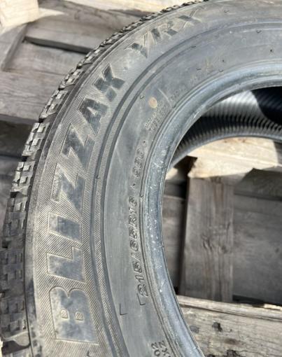 Bridgestone Blizzak VRX 215/65 R16