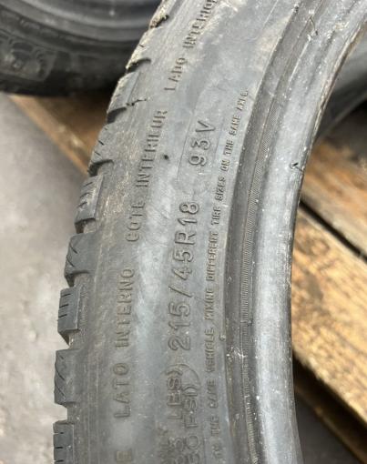 Michelin Pilot Alpin 4 215/45 R18