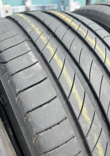 Michelin Primacy 4 245/45 R17