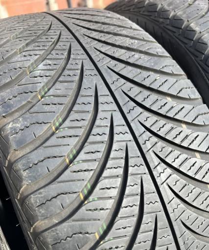 Goodyear Vector 4Seasons Gen-2 215/55 R17