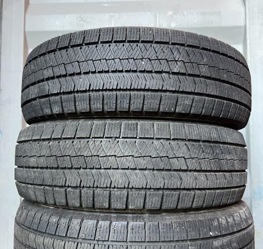 Bridgestone Blizzak VRX2 195/65 R15