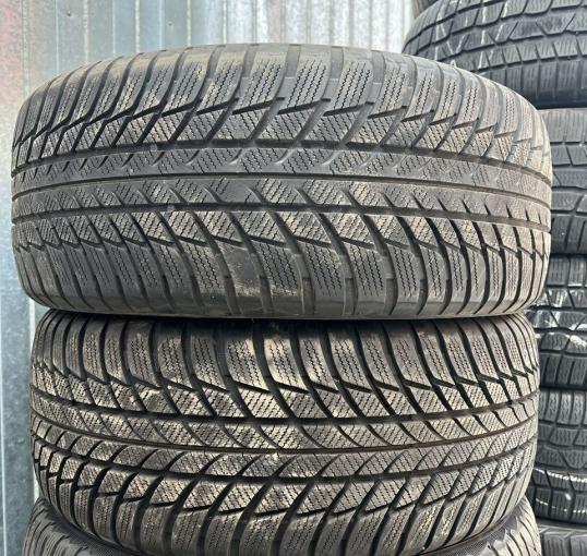 Bridgestone Blizzak LM-001 225/50 R17