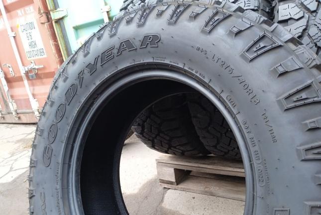 Goodyear Wrangler DuraTrac 275/70 R18