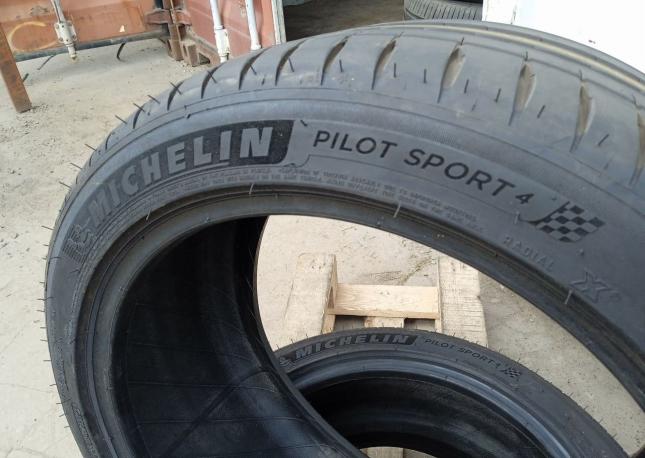 Michelin Pilot Sport 4 255/40 R18
