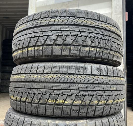 Bridgestone Blizzak VRX 245/40 R19