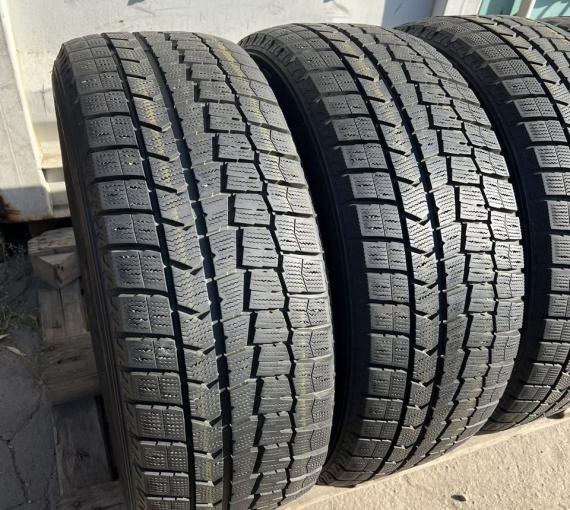 Dunlop Winter Maxx WM02 235/55 R18