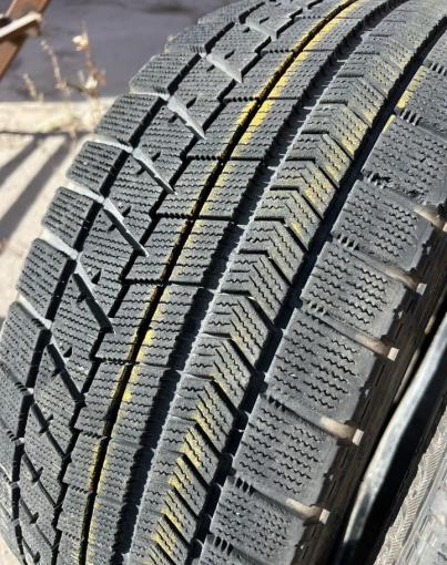 Bridgestone Blizzak VRX 245/40 R19