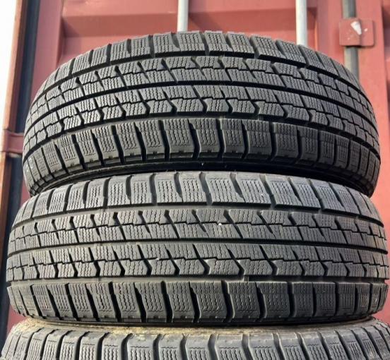 Goodyear Ice Navi Zea II 205/60 R16