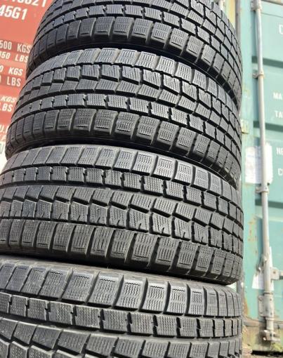 Dunlop Winter Maxx WM01 215/45 R17