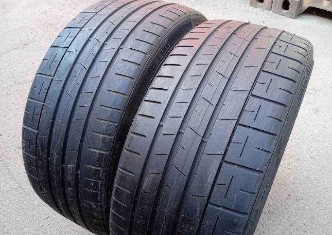 Pirelli P Zero PZ4 235/35 R19