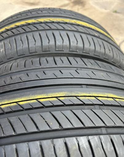 Yokohama Advan dB V552 245/45 R18