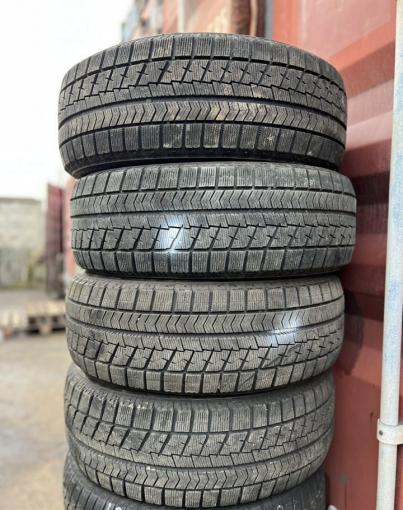 Bridgestone Blizzak VRX 215/60 R16