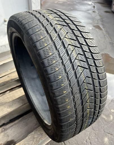 Pirelli Scorpion Winter 285/40 R22