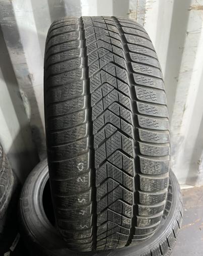 Pirelli Scorpion Winter RFT 275/45 R20