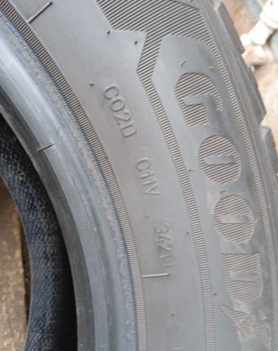 Goodyear UltraGrip Cargo 225/65 R16C