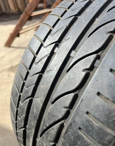 Bridgestone Potenza RE050A 235/35 R19