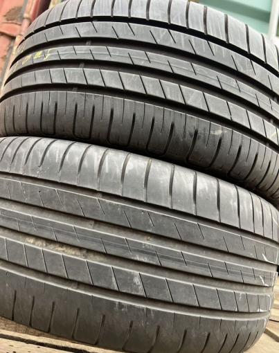 Goodyear EfficientGrip Performance 225/40 R18