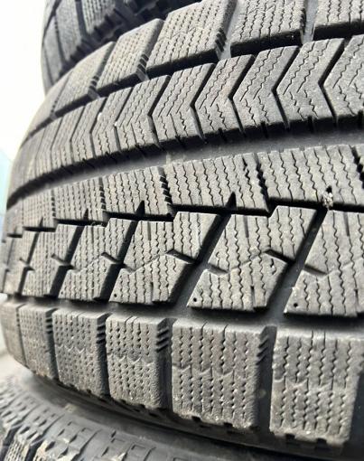 Bridgestone Blizzak VRX 215/60 R16