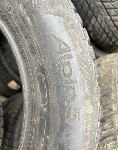 Michelin Alpin 5 215/60 R16