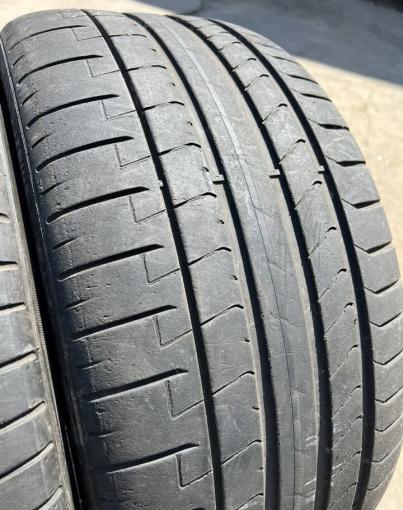 Pirelli P Zero PZ4 255/40 R18