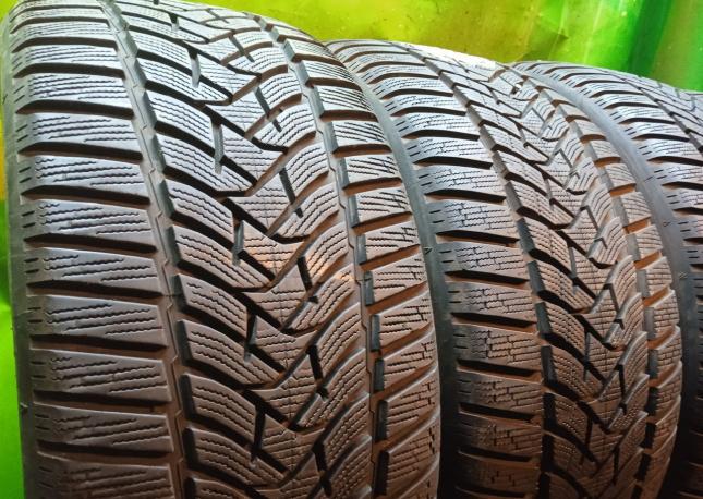 Dunlop Winter Sport 5 255/40 R19