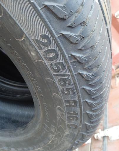 Continental Vanco 2 205/65 R16C