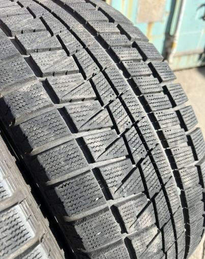 Bridgestone Blizzak Revo GZ 225/55 R16