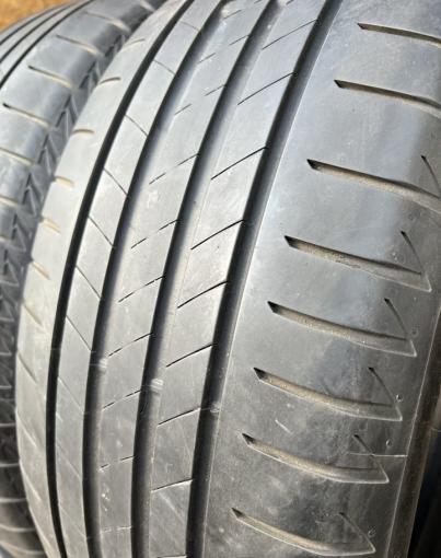 Bridgestone Turanza T005 225/55 R17