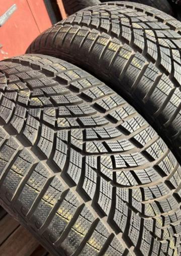 Goodyear UltraGrip Performance+ 265/40 R21