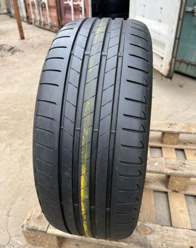 Bridgestone Turanza T005 225/40 R19