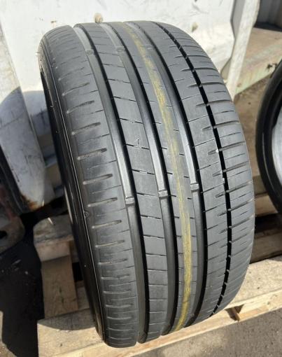 Falken Azenis FK-510 255/40 R18