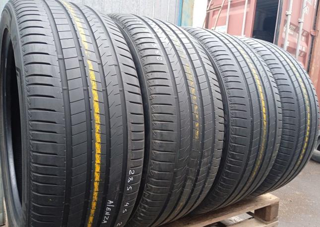 Bridgestone Alenza 001 285/45 R22