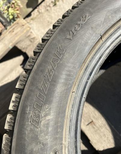 Bridgestone Blizzak VRX2 245/50 R18