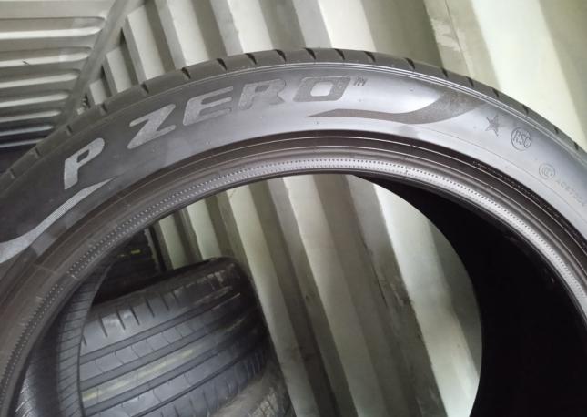 Pirelli P Zero PZ4 275/40 R21