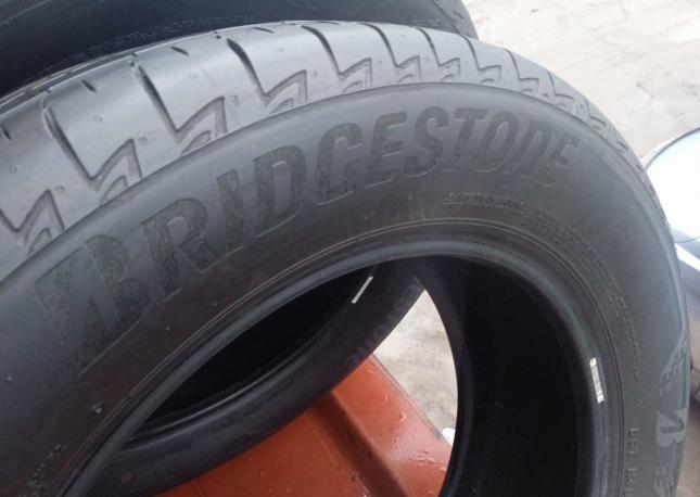 Bridgestone Turanza T005A 225/55 R17