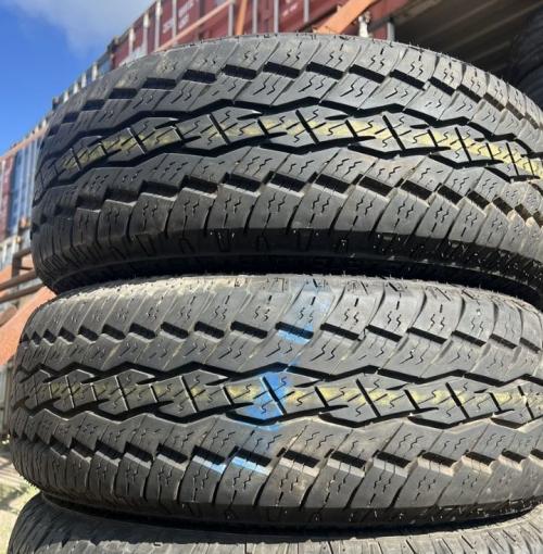 Toyo Open Country A/T Plus 245/65 R17