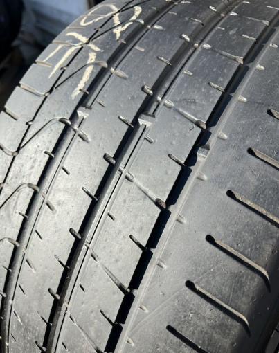 Pirelli P Zero 295/35 R21