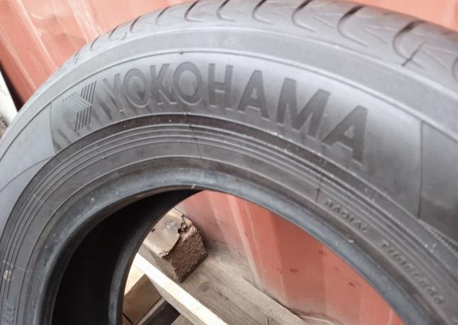 Yokohama BluEarth AE01 195/65 R15