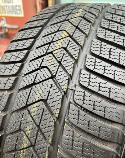 Pirelli Winter Sottozero 3 275/35 R19