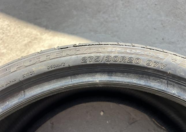 Bridgestone Potenza RE050A 245/35 R20 и 275/30 R20