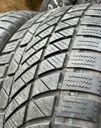 Hankook Kinergy 4S H740 235/45 R17