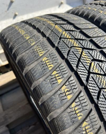 Pirelli Winter Sottozero 3 255/35 R21