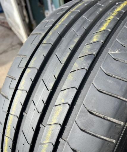 Pirelli P Zero PZ4 235/35 R20