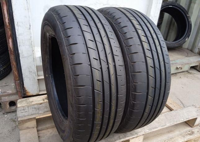 Bridgestone Playz PX-RV II 215/60 R16