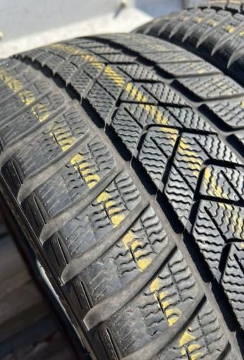 Pirelli Winter Sottozero 3 255/35 R21