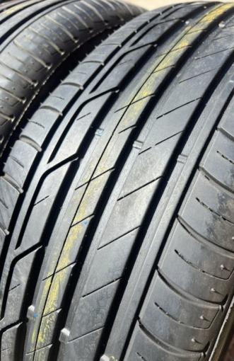 Bridgestone Turanza T001 215/60 R16