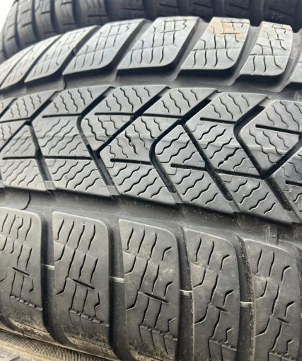 Pirelli Winter Sottozero 3 225/45 R18